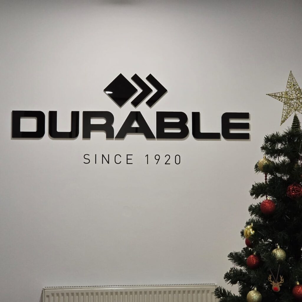Durable 4